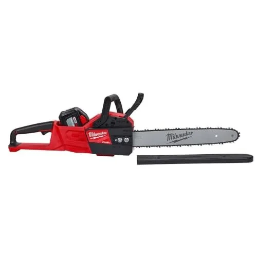 Milwaukee M18 FUEL 16 in Chainsaw